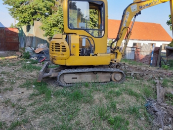 půjčovna mini bagru Komatsu 2,7t